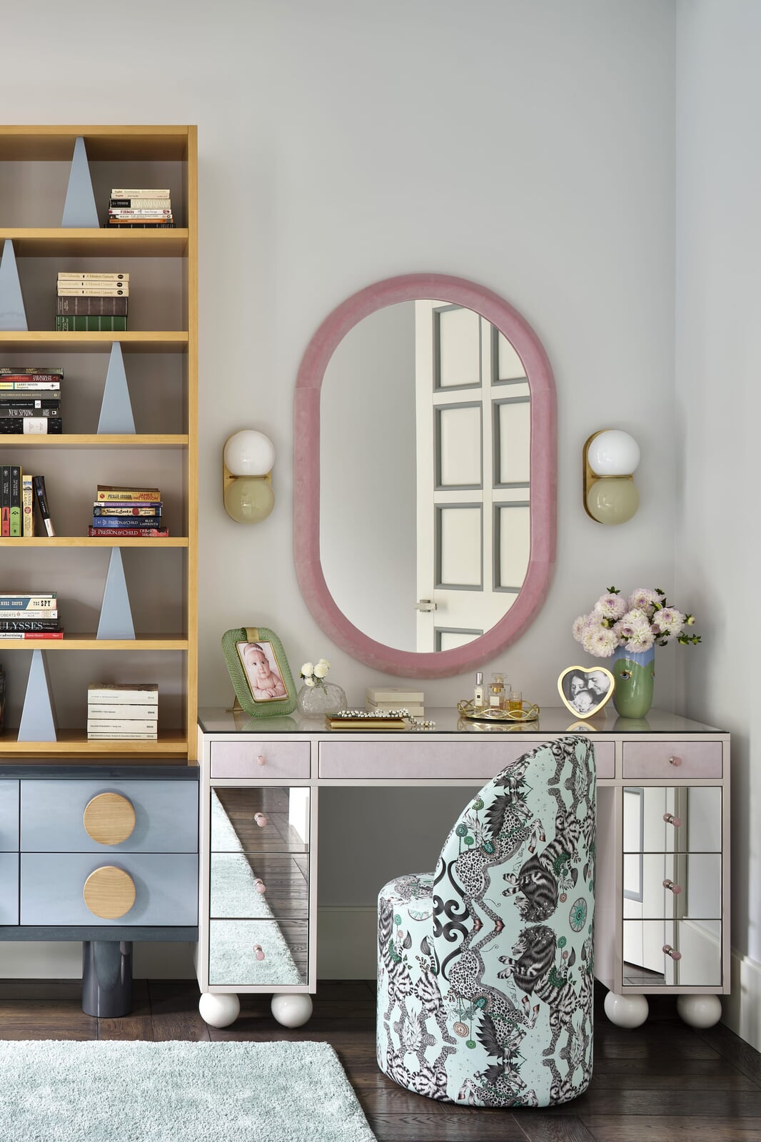 Apartment of an Art Colletor 14